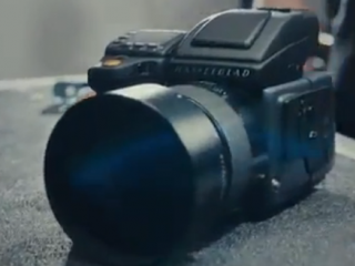 ویدئو :  دوربین ۲۷ هزار دلاری هاسل بلاد H۶D را از نزدیک ببینید