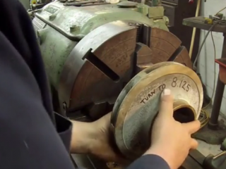 ویدئو :  طریقه تراشکاری پروانه برنجی سانتریفیوژی-بخش دوم