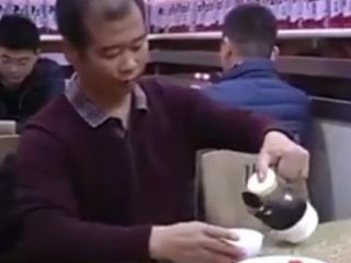 ویدئو : زود قضاوت نکنیم!