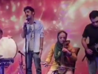 ویدئو : قطعه موج از گروه ده و ده دقیقه (آلبوم لیتیوم)