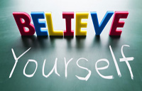 وقتی دیگران شما را دست کم میگیرند، چه باید کرد؟