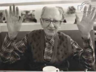 ویدئو : دوستت دارم پسرکم (حرف های زیبا)