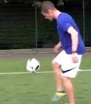 ویدئو :  فوتبال حرکات نمایشی جذاب ترکیبی دو نفره باحال