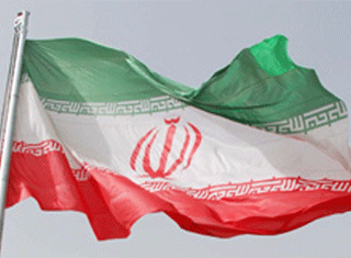 ویدئو :  ربات ایرانی سورنا آفرین به بچه های ایران