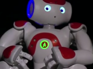 ویدئو :  .:: وقتی فکر و اندیشه انسان فلز بی جان را جان می بخشد ::.