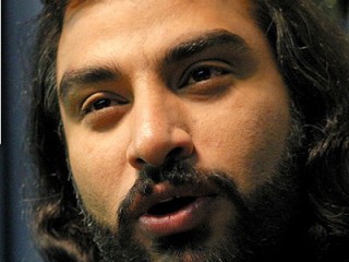 ویدئو :  اجرای بی خداحافظ در یادبود ناصر عبداللهی در برج میلاد