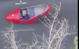 ویدئو : ماشین پاشنه بلند مدرن