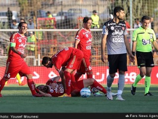 ویدئو : زد و خورد و درگیری شدید در بازی تراکتور و پرسپولیس