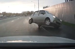 ویدئو : خوش‌شانس‌ترین آدم‌ها در تصادفات!