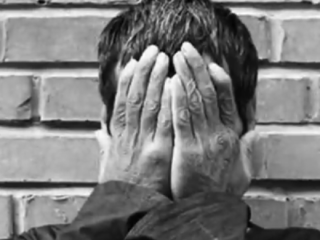 ویدئو  : دیوانه را بگیرید، مملکت را نجات دهید