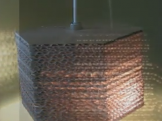 ویدئو :  ساخت یک لوستر جالب با مقوا کارتون های دور ریختنی