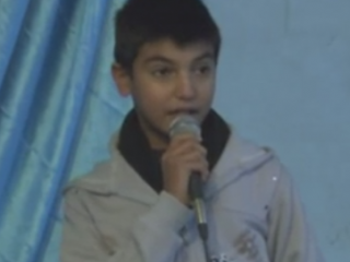 ویدئو :  حرفهای دردناک کودکی که از 7 سالگی معتاد بود