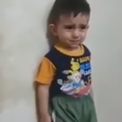 ویدئو :  واکنش متفاوت پسربچه بانمک ایرانی به ترانه لالایی و تکنو