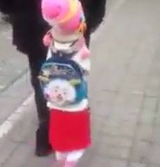 ویدئو  :   چه با عشوه راه میره