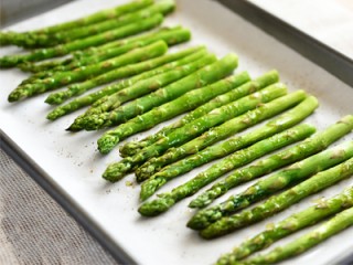 با گیاه مارچوبه به سرعت لاغر شوید