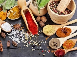 ادویه جات چقدر عمر می کنند؟