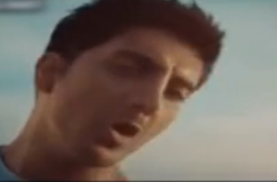 ویدئو :  موزیک ویدئو دیدنی فرزاد فرزین برای مدافعان حرم