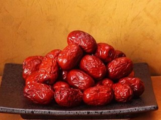 خواص عجاب انگیز خوردن عناب و دوری از انواع بیماری ها