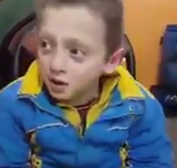 ویدئو :     صدای زیبای این بچه...!