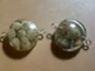 ویدئو :  ساخت دستبند رزینی با خشاب خالی قرص!