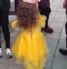 ویدئو :  خانم سگه