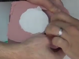 ویدئو :  ریخته گری یک فنجان قهوه لاستیکی