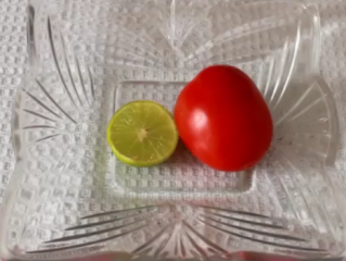 ویدئو :   آموزش حذف چین و چروک صورت با مواد طبیعی