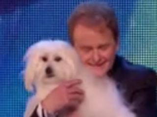 ویدئو :  هنرنمایی سگ سخنگو