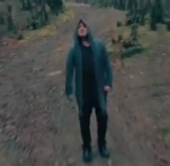 ویدئو :   موزیک ویدیو ازم دوری