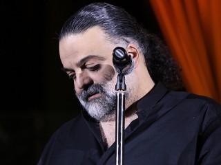 ویدئو :   مرد می خواهد - علیرضا عصار