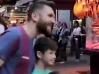 ویدئو :  مسی ایرانی، خیابان هاى بارسلونا را به هم ریخت !!!!