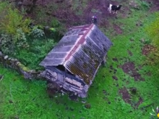 ویدئو :  زیباترین و بکرترین آبشار طبقاتی جهان در ایران