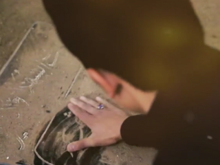 ویدئو :   نماهنگ امام حسن (ع) دخیل های نبسته..