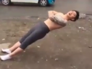 ویدئو :   کلیپ های فوق العاده خنده دار