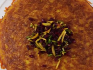 ویدئو :   طرز تهیه تهچین مرغ(آموزش کامل) - آسان و خوشمزه