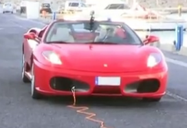 ویدئو :   آیا هلیکوپتر کنترلی می تواند یک فراری F430 را یدک بکشد؟