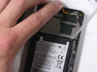 ویدئو :   کالبد شکافی موبایل The Essential Phone