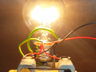 ویدئو :  تولیدبرق با ارمیچر