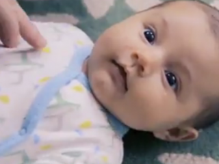 ویدئو :  ده بازی برای بچه های تازه متولد شده، تا 3 ماهه