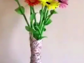 ویدئو :   با کم ترین هزینه خاص ترین گلدان را داشته باشید