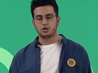 ویدئو :   استند آپ امیرحسین قیاسی در مرحله نجات خنداننده شو