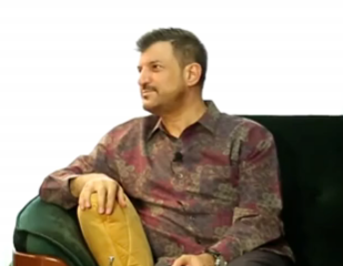 ویدئو :   ماجرای پخش فیلم عروسی برادر محمود شهریاری