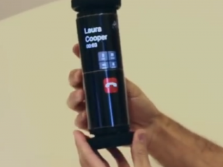 ویدئو :  تبلتی با نمایشگر لوله شونده