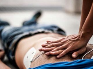 ارائه اطلاعاتی در رابطه با فیبریلاسیون بطنی
