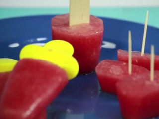 ویدئو :   آموزش ساخت بستنی هندونه ای مخصوص شب یلدا