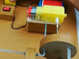 ویدئو :   یادگیری ساختنی علمی ساده: ساخت موتور بدون گیربگس!