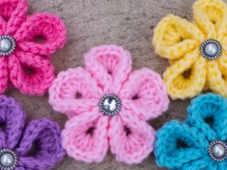 ویدئو : زمان کنونی 0:07 مدت زمان 6:07 آموزش بافت گل قلاب بافی زیبا