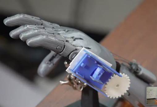 ویدئو :  دست های مکانیکی بدون هر گونه قسمت الکترونیکی