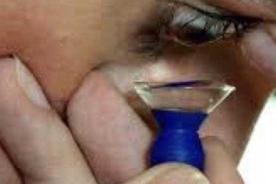 دبیر کل انجمن چشم پزشکی ایران: استفاده از لنزهای رنگی و دائم ممنوع!