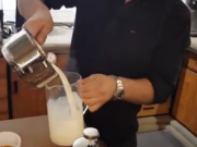 ویدئو :  چطوری در خانه کاپوچینو خوشمزه درست کنیم